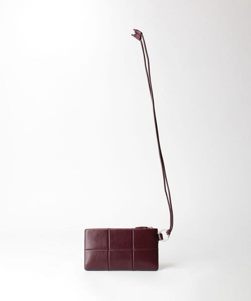 ADD CULUMN（アドカラム）の「＜ADD CULUMN＞ミニスクエア ショルダーバッグ  Ψ（ショルダーバッグ・レディース・オフホワイト/ブラック/ダークブラウン/イエロー・FREE）」の6枚目の写真