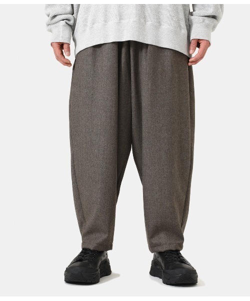 GOLD（ゴールド）の「GOLD / ゴールド：48/2 WOOL SURGE BALLOON PANTS：21B-GL42229[MUS]（その他パンツ・メンズ・ライトブラウン/ブラック・MEDIUM/SMALL）」の11枚目の写真