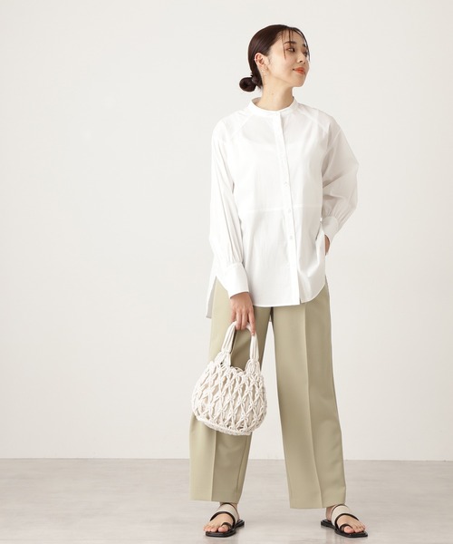 N.（N. Natural Beauty Basic）（エヌエヌナチュラルビューティーベーシック）の「◆バックペプラムバンドカラーシャツ（シャツ/ブラウス・レディース・ホワイト/ブルー系その他/ブラウン系その他/ブラック/グリーン/スモークピンク・MEDIUM）」の9枚目の写真