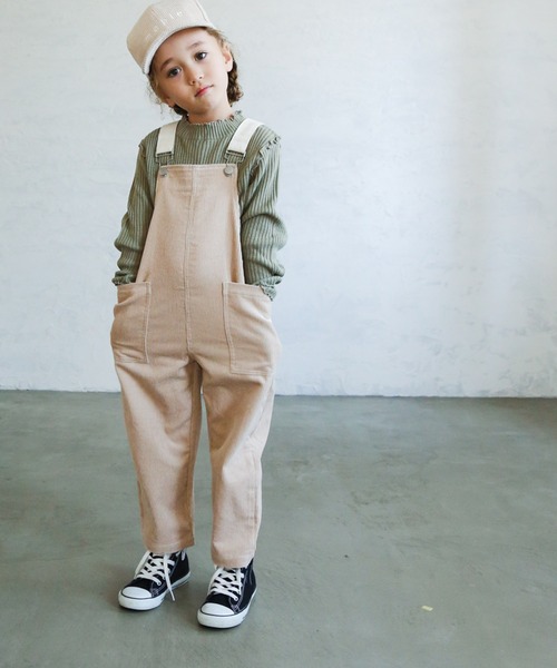 pairmanon（ペアマノン）の「【ママとおそろい】ユニセックスコーデュロイサロペット（サロペット/オーバーオール・キッズ・ブラック/ベージュ/ブラウン/カーキ/アイボリー/チャコール・90/100/110/120/130/140/150）」の11枚目の写真