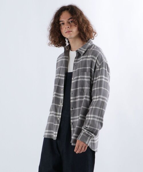 SHIPS any（シップス エニィ）の「SHIPS any: Kinloch Anderson チェック レギュラー ネルシャツ◇（シャツ/ブラウス・メンズ・ネイビー/グレー/グリーン/ブルー・SMALL/MEDIUM/LARGE/X-LARGE）」の6枚目の写真