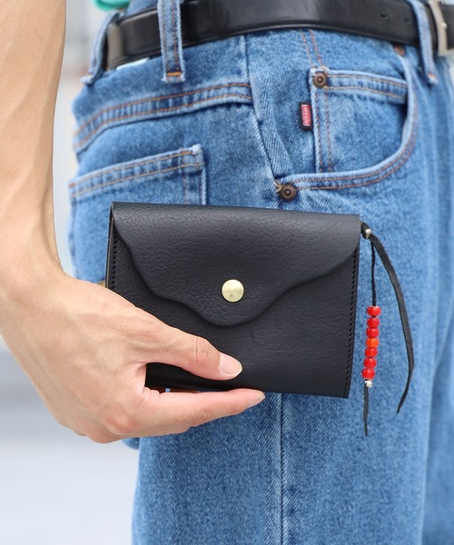 CAL O LINE（キャルオーライン）の「CAL O LINE / キャルオーライン BEADS LEATHER WALLET 2 財布 ミニウォレット（財布・メンズ・タン/ブラック・FREE）」の14枚目の写真