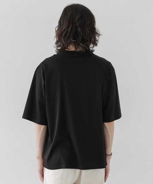 URBAN RESEARCH Sonny Label（アーバンリサーチサニーレーベル）の「『接触冷感』リラックスシルケットTシャツ（Tシャツ/カットソー・メンズ・ブルー系その他/ホワイト/ブラック・MEDIUM/LARGE）」の17枚目の写真