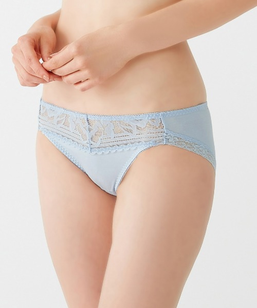 セール】フロントホック×背中デザインしっかり盛って、デコルテ