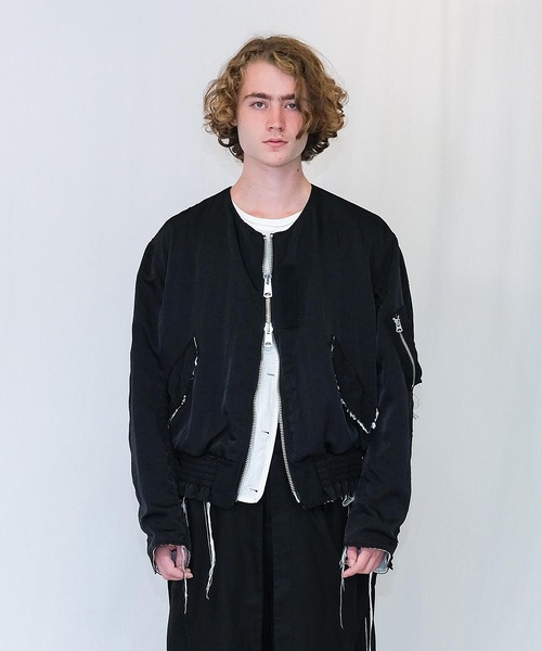 Wizzard(ウィザード)の「Wizzard ウィザード / SHRINK BOMBER JACKET シュリンクボンバージャケット MA-1ブルゾン(MA-1・メンズ・ブルー/ブラック/カーキ・1/2/3)」の2枚目の写真