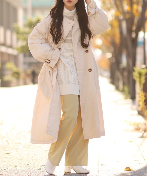 Monocoro toppi（モノコロトッピ）の「中綿入り キャンディースリーブ ノーカラー ロング トレンチコート（トレンチコート・レディース・ブラック/ベージュ/アイボリー・M/L）」の14枚目の写真