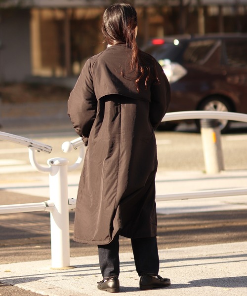 Monocoro toppi（モノコロトッピ）の「中綿入り キャンディースリーブ ノーカラー ロング トレンチコート（トレンチコート・レディース・ブラック/ベージュ/アイボリー・M/L）」の20枚目の写真