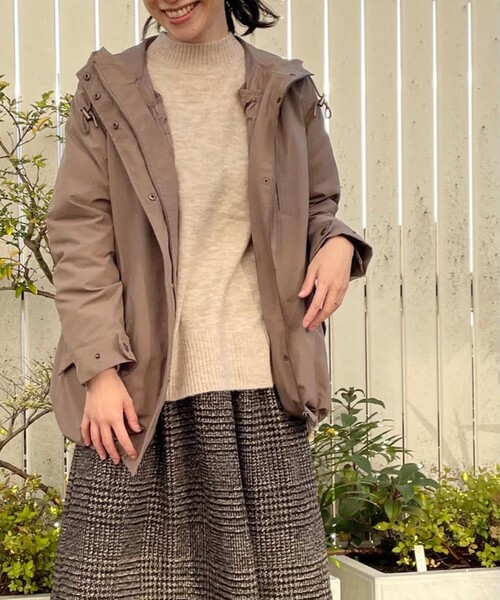 SHOO・LA・RUE（シューラルー）の「◆【M-3L/2点セット】ライトダウンジャケット付きマウンテンパーカー（ブルゾン・レディース・サンドベージュ/カーキ/ブラック・02/03/04/05）」の14枚目の写真