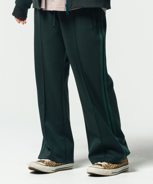 glamb（グラム）の「Old School Jersey Pants / オールドスクールジャージパンツ（その他パンツ・メンズ・ブラウン/ワインレッド/ブルー・S/L/M）」の3枚目の写真