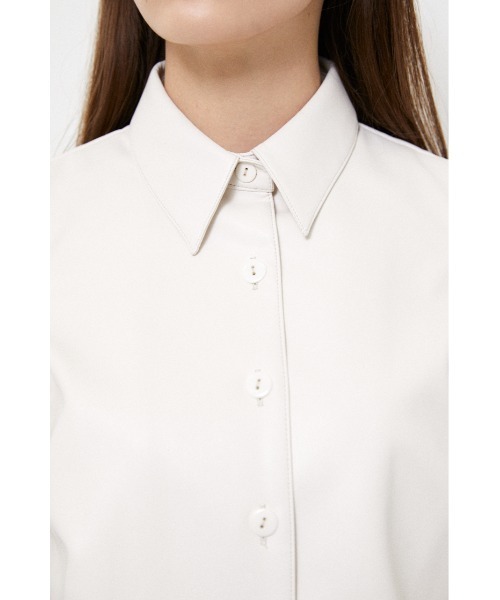 LAGUA GEM（ラグアジェム）の「FRONT BUTTON F/LEATHER TOPS（シャツ/ブラウス・レディース・ブラック/アイボリー・FREE）」の19枚目の写真