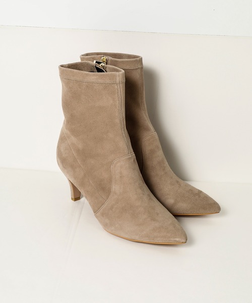 OUVRAGE CLASSE(ウヴラージュクラス)の「スェードショートブーツ(ブーツ・レディース・ブラック/ベージュ・MEDIUM/SMALL)」の6枚目の写真