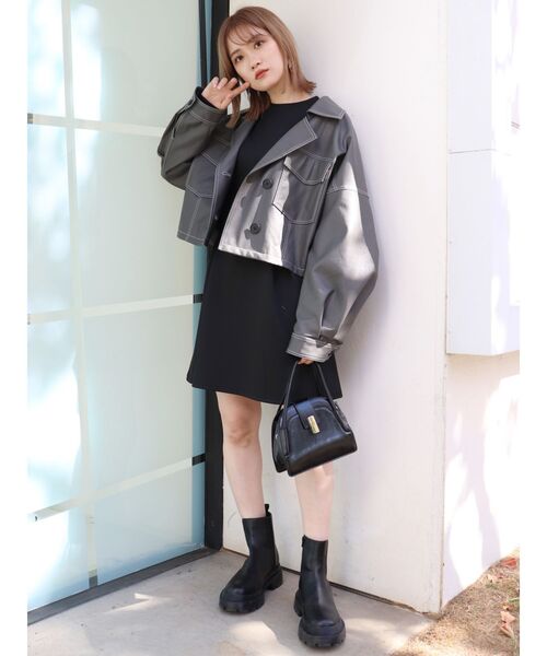 MURUA（ムルーア）の「フェイクレザーミニハンドバッグ（ハンドバッグ・レディース・ブラック/アイボリー・FREE）」の3枚目の写真