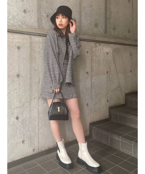 MURUA（ムルーア）の「フェイクレザーミニハンドバッグ（ハンドバッグ・レディース・ブラック/アイボリー・FREE）」の15枚目の写真