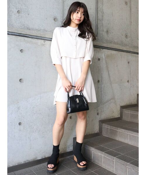 MURUA（ムルーア）の「フェイクレザーミニハンドバッグ（ハンドバッグ・レディース・ブラック/アイボリー・FREE）」の16枚目の写真