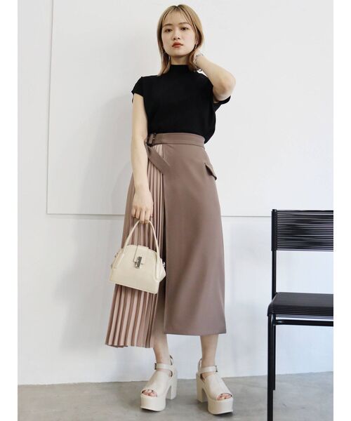 MURUA（ムルーア）の「フェイクレザーミニハンドバッグ（ハンドバッグ・レディース・ブラック/アイボリー・FREE）」の22枚目の写真