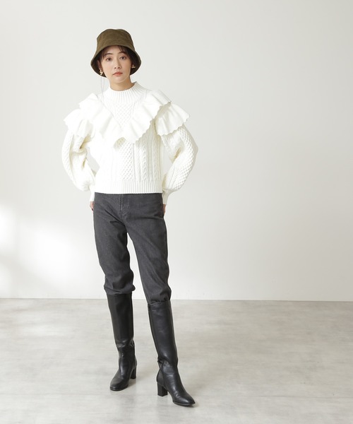 N.（N. Natural Beauty Basic）（エヌエヌナチュラルビューティーベーシック）の「◆フリル付ケーブルニット（ニット/セーター・レディース・レッド/オフホワイト/ライトブルーグレー・MEDIUM）」の6枚目の写真