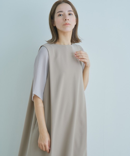 WHYTO.（ホワイト）の「「WHYTO. / ホワイト」シアースリーブタックドレス"Sheer Sleeve Tuck Dress"（ワンピース・レディース・ブラック/グレイッシュベージュ/ネイビー・38/36）」の21枚目の写真