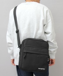 YAKPAK / ヤックパック / 撥水 600Dポリエステル / 縦型 ボックス ショルダーバッグ / white labela / ホワイトレーベル / BOX SHOULDER