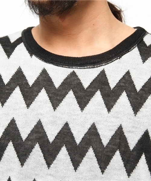 WEGO（ウィゴー）の「WEGO/ZIGZAGボーダーニット（ニット/セーター・メンズ・ホワイト/レッド・MEDIUM/LARGE）」の7枚目の写真