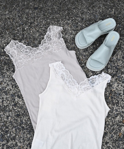 sango（sango）の「2WAYレースタンクトップ（タンクトップ・レディース・アイボリー/グレイッシュベージュ・FREE）」の3枚目の写真