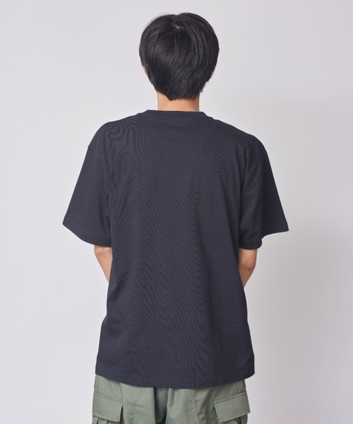 HANES(ヘインズ)の「6.1oz アメリカ発!ヘインズのTシャツと言えばコレ!ビーフィーTシャツ【Hanes】Beefy T-SHIRT H5180 / HM1-D001(Tシャツ/カットソー・メンズ・ホワイト/グリーン/グレー/カーキ/ブラック/ベージュ/ダークグレー/ライトオレンジ系/ブルー/ピンク/ライトイエロー/インディゴブルー/ライトパープル/ダークブラウン・M/L/XL/S/XS)」の16枚目の写真