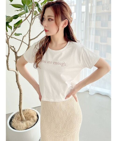 RESEXXY（リゼクシー）の「ロゴ刺繍Tシャツ（Tシャツ/カットソー・レディース・ブラック/ホワイト/ベージュ・FREE）」の2枚目の写真