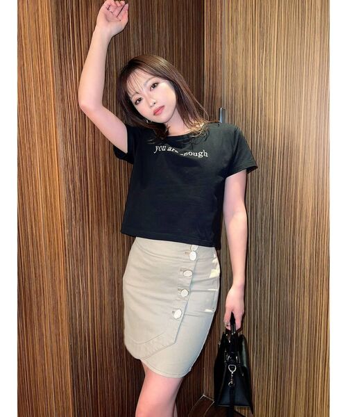 RESEXXY（リゼクシー）の「ロゴ刺繍Tシャツ（Tシャツ/カットソー・レディース・ブラック/ホワイト/ベージュ・FREE）」の14枚目の写真