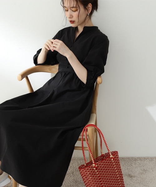 N.(N. Natural Beauty Basic)(エヌエヌナチュラルビューティーベーシック)の「◆カーブ切替フロントボタンワンピース(ワンピース・レディース・ブラック/ベージュ/レッド/ブルー・MEDIUM)」の8枚目の写真