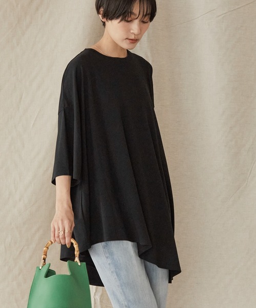 AMERICAN HOLIC(アメリカンホリック)の「斜めフレアラインカットチュニック(Tシャツ/カットソー・レディース・オフホワイト/グレー/ブルー/ライトイエロー/ブラック/ブラウン・L/M)」の2枚目の写真