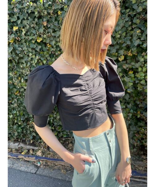 EMODA（エモダ）の「テクニカルスリーブトップ（Tシャツ/カットソー・レディース・ホワイト/ブラック/ベージュ/その他・FREE）」の3枚目の写真