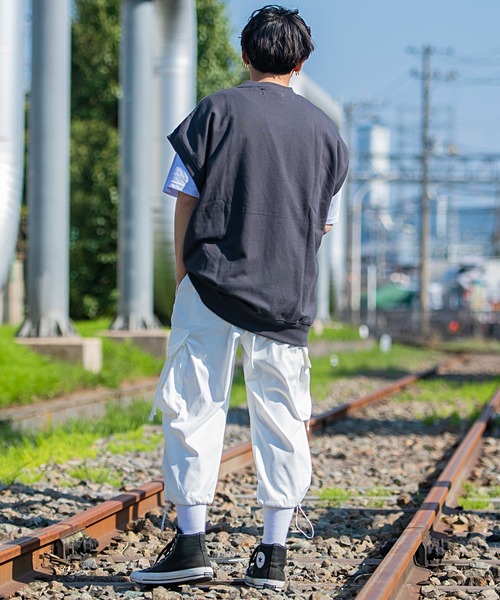 SILVER BULLET(シルバーバレット)の「『CavariA/キャバリア』USAコットン裏毛スウェットベスト×半袖Tシャツセット(Tシャツ/カットソー・メンズ・ブルー/ターコイズブルー/グレイッシュベージュ/スミクロ・L/M)」の11枚目の写真