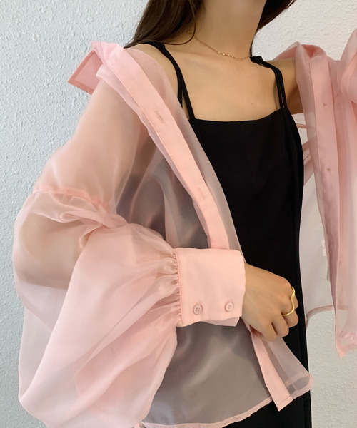 junoah(ジュノア)の「ボリュームスリーブシアーシャツ(シャツ/ブラウス・レディース・ブラック/ピンク/アイボリー/ブラウン/イエロー・MEDIUM/LARGE/SMALL)」の5枚目の写真