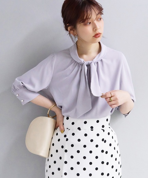 natural couture(ナチュラルクチュール)の「袖口パールノット結び6分袖ブラウス(シャツ/ブラウス・レディース・ラベンダー/サックスブルー/ピンクベージュ/その他2/その他1/オフホワイト・FREE)」の15枚目の写真