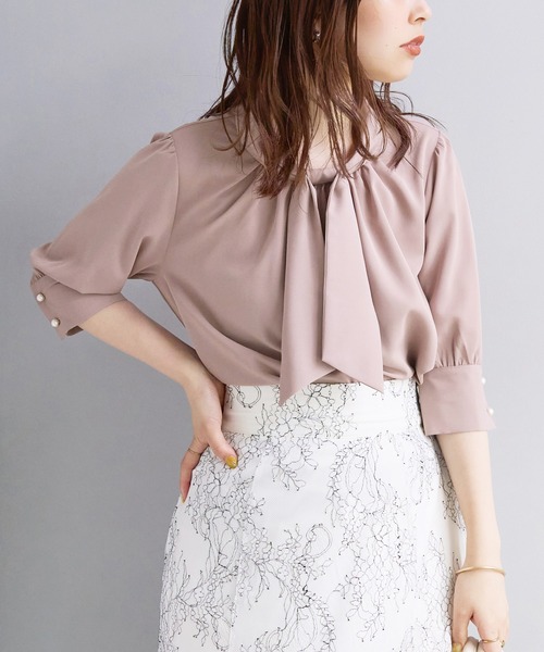 natural couture(ナチュラルクチュール)の「袖口パールノット結び6分袖ブラウス(シャツ/ブラウス・レディース・ラベンダー/サックスブルー/ピンクベージュ/その他2/その他1/オフホワイト・FREE)」の20枚目の写真