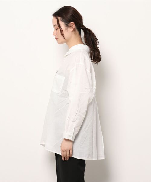 Samansa Mos2（サマンサ モスモス）の「コットンゆるシャツ（シャツ/ブラウス・レディース・オフホワイト/レッド/サックスブルー/ベージュ・ﾌﾘ-）」の6枚目の写真