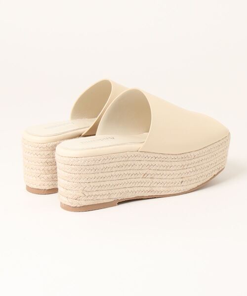 Andemiu（アンデミュウ）の「スクエアジュートサンダル299791（サンダル・レディース・ブラック/ホワイト・SMALL/MEDIUM/LARGE）」の19枚目の写真