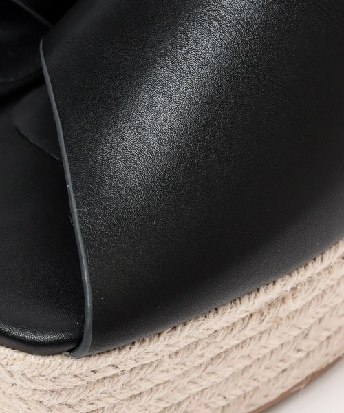 Andemiu（アンデミュウ）の「スクエアジュートサンダル299791（サンダル・レディース・ブラック/ホワイト・SMALL/MEDIUM/LARGE）」の12枚目の写真