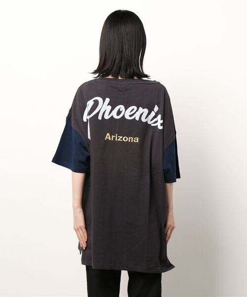 HONEYSUCKLE ROSE（ハニーサックルローズ）の「【HONEYSUCKLE ROSE】袖配色バックロゴＴシャツ（Tシャツ/カットソー・レディース・オフホワイト/グレー/ダークグレー・L/M）」の5枚目の写真