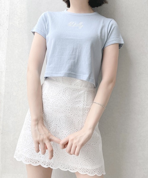 lilLilly（リルリリー）の「コンパクトロゴTシャツ（Tシャツ/カットソー・レディース・ホワイト/ブラック/ピンク/ブルー・FREE）」の3枚目の写真