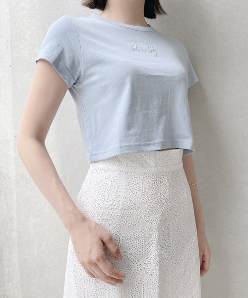 lilLilly（リルリリー）の「コンパクトロゴTシャツ（Tシャツ/カットソー・レディース・ホワイト/ブラック/ピンク/ブルー・FREE）」の5枚目の写真