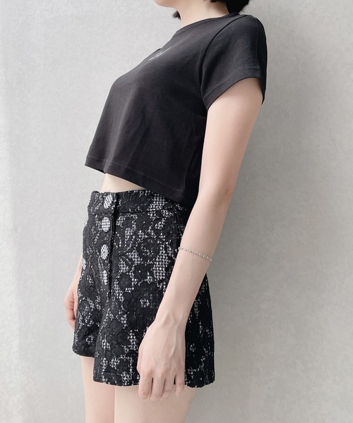 lilLilly（リルリリー）の「コンパクトロゴTシャツ（Tシャツ/カットソー・レディース・ホワイト/ブラック/ピンク/ブルー・FREE）」の11枚目の写真