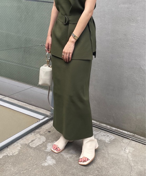 COLONY 2139（コロニートゥーワンスリーナイン）の「セットアップ対応/エステルヤーンペンシルスカート/バックスリットタイトスカート（スカート・レディース・ブラック/ネイビー/カーキ/モカ・MEDIUM/LARGE）」の14枚目の写真