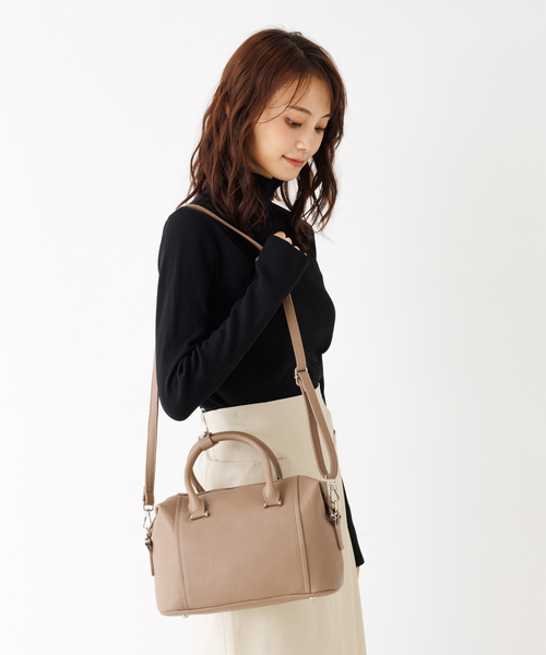 Abahouse Devinette(ドゥヴィネット)の「【Avancer】2WAYシンプルボストンバッグ(ボストンバッグ・レディース・モスグリーン/ブラック/グレイッシュベージュ・フリー)」の3枚目の写真