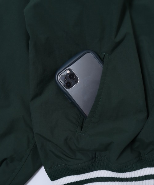 VISION STREET WEAR(ヴィジョンストリートウェア)の「【VISION STREET WEAR】ビッグシルエット ナイロンワッペンスタジャン(スタジャン・レディース・ネイビー系3/ネイビー系1/ネイビー系2/グリーン系2/ブラック系2/グリーン系3/グリーン系1/ブラック系1・LARGE/X-LARGE/MEDIUM)」の15枚目の写真