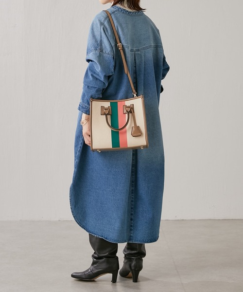 PAPILLONNER(パピヨネ)の「スクエアパイピングトート/Sサイズ/WEB限定(ハンドバッグ・レディース・ブラック/グレイッシュベージュ・FREE)」の15枚目の写真