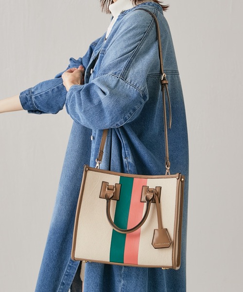 PAPILLONNER(パピヨネ)の「スクエアパイピングトート/Sサイズ/WEB限定(ハンドバッグ・レディース・ブラック/グレイッシュベージュ・FREE)」の19枚目の写真