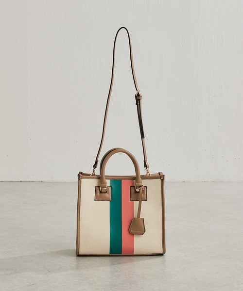 PAPILLONNER(パピヨネ)の「スクエアパイピングトート/Sサイズ/WEB限定(ハンドバッグ・レディース・ブラック/グレイッシュベージュ・FREE)」の9枚目の写真