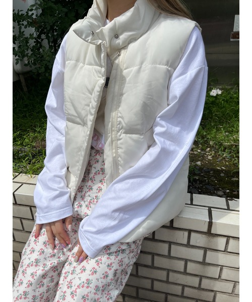 WC（ダブル シー）の「ダウンライクカラーベスト（ブルゾン・レディース・ホワイト/ブラック・FREE）」の5枚目の写真