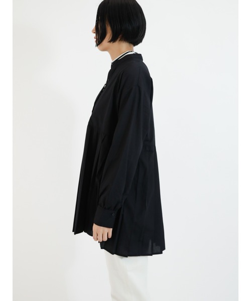 Lugnoncure（ルノンキュール）の「プリーツ切替ブラウス（シャツ/ブラウス・レディース・ベージュ/オフホワイト/ブラック・ﾌﾘ-）」の9枚目の写真