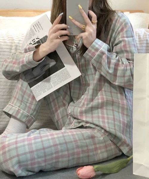 gossip！ロサンゼルス（ゴシップロサンゼルス）の「レディース チェック柄ルームウェアパジャマ 上下セットアップ 2点セット（ルームウェア/パジャマ・レディース・パープル/グリーン/カーキ・FREE）」の2枚目の写真